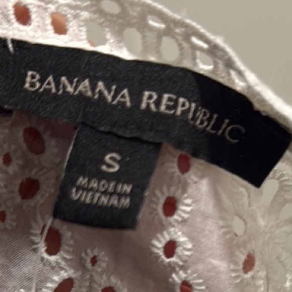 Elegant White Eyelet Lace Top Banana Republic size S - Picture 2 of 8